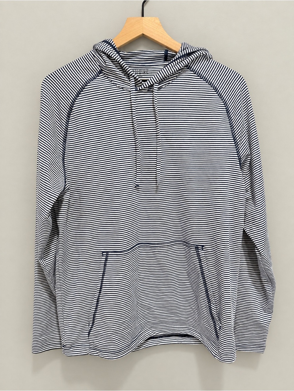 Rhone Navy White Striped Performance Pullover Hoodie Men’s M